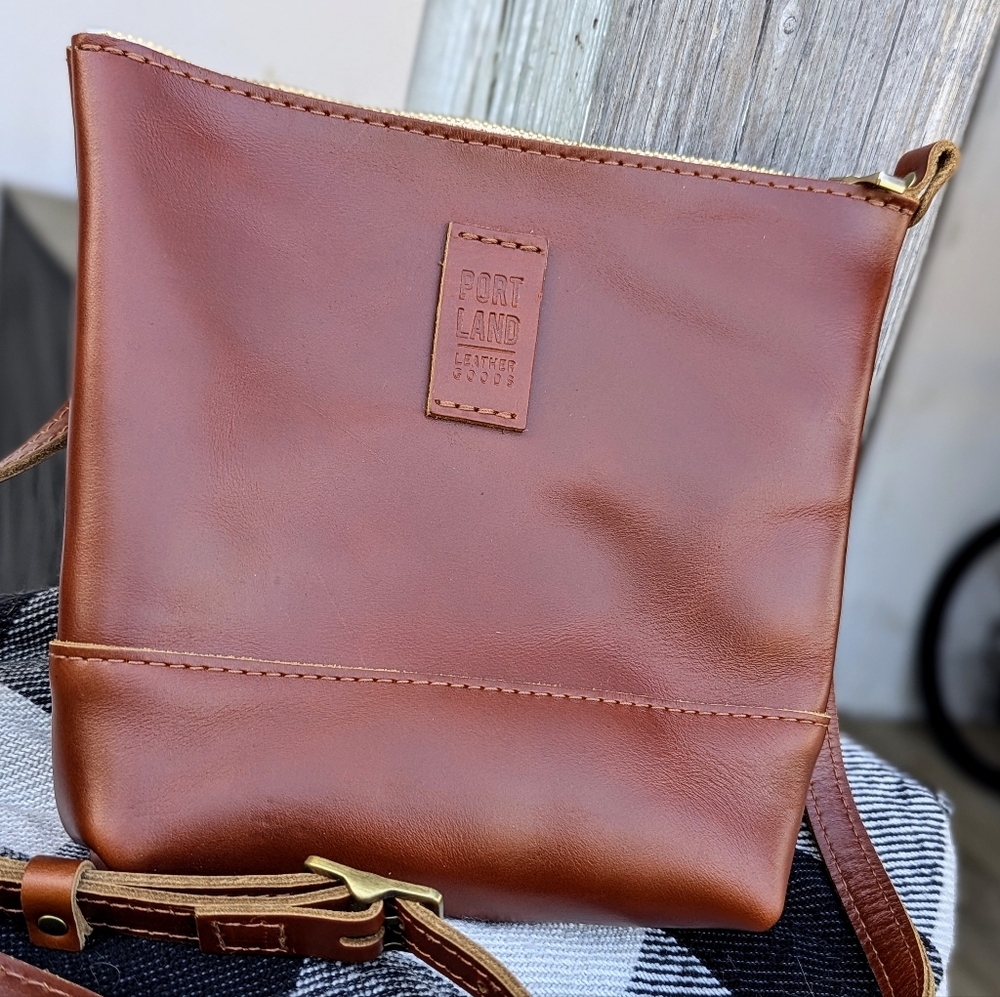 Portland Leather Goods Madrone Festival Crossbody Bag - UNICORN